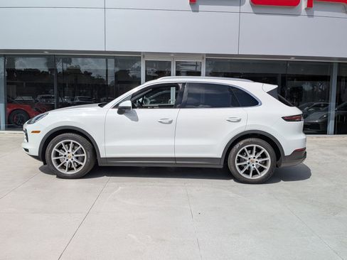 Used 2019 Porsche Cayenne S image 2