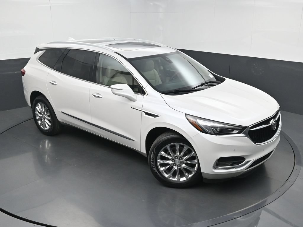 Used 2018 Buick Enclave Premium w/ Experience Buick Package FWD image 33