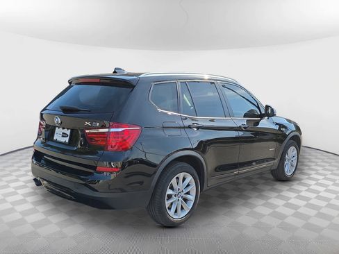 Used 2017 BMW X3 sDrive28i image 5