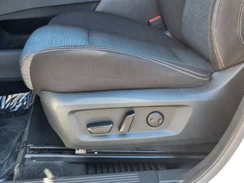 Used 2023 Nissan Rogue SV FWD image 21