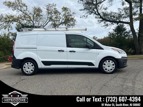 Used 2020 Ford Transit Connect XL image 5