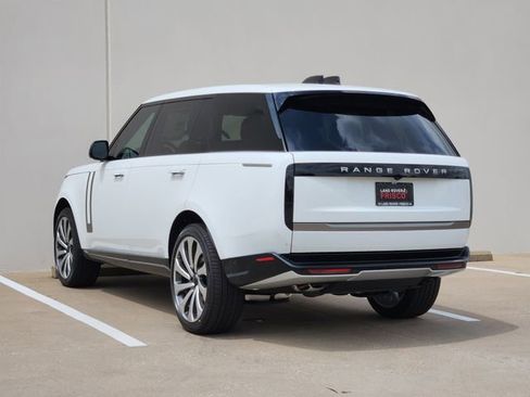 New 2026 Land Rover Range Rover Long Wheelbase SE AWD/4WD image 5