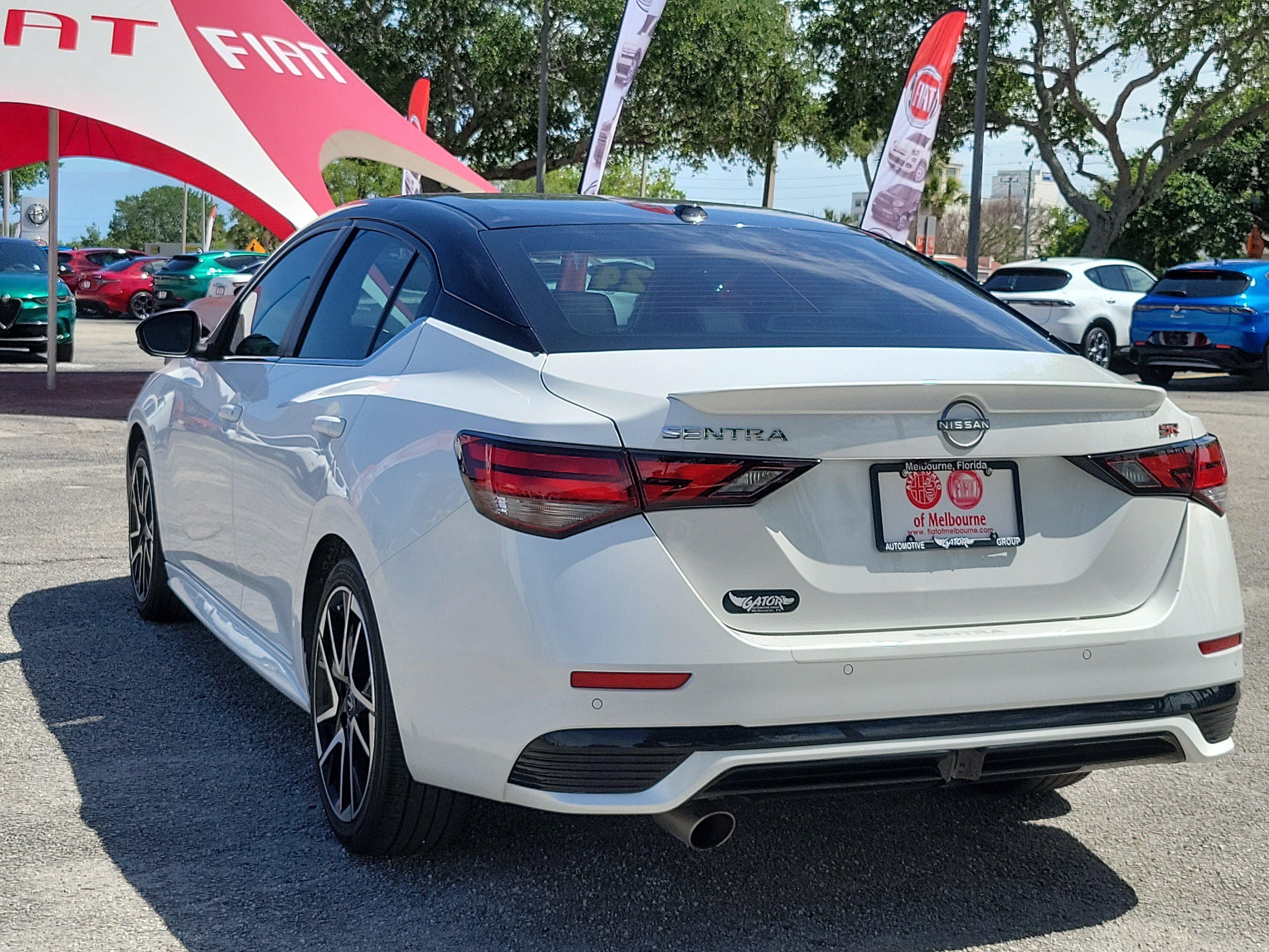 Used 2024 Nissan Sentra SR FWD image 3