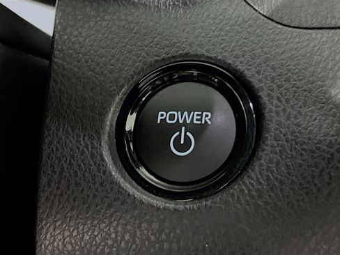 Used 2025 Toyota Camry SE w/ Convenience Package FWD image 23