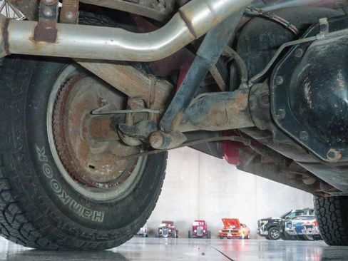 Used 1992 Dodge D/W Truck 150 RWD image 23