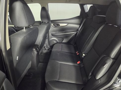 Used 2022 Nissan Rogue Sport S FWD image 23