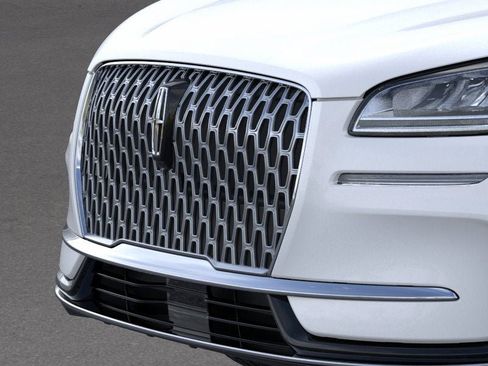 New 2026 Lincoln Corsair Premiere w/ Rear Removable Package Tray image 17