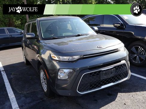 Used 2020 Kia Soul LX FWD image 1