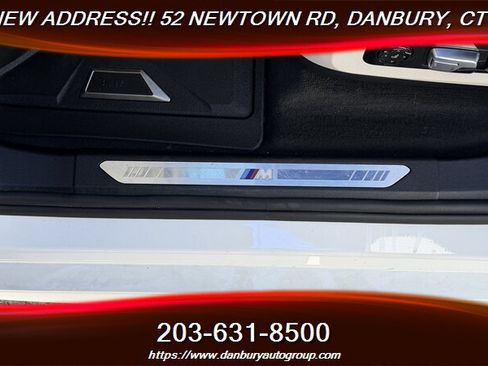 Used 2021 BMW X5 xDrive40i w/ M Sport Package AWD/4WD image 13