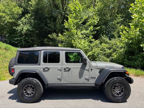Used 2023 Jeep Wrangler Unlimited Sport w/ Xtreme 35 Tire Package AWD/4WD image 5
