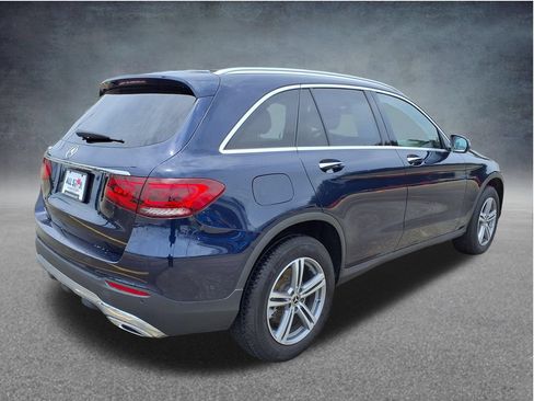 Used 2022 Mercedes-Benz GLC 300 4MATIC image 7
