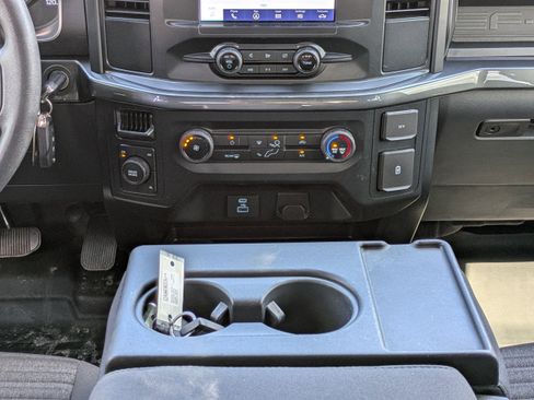 Used 2022 Ford F150 XL w/ STX Appearance Package AWD/4WD image 18