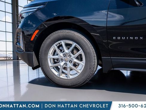 Used 2024 Chevrolet Equinox LT FWD image 39