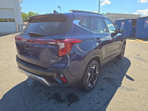 Used 2024 Kia Seltos EX AWD/4WD image 8