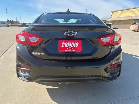 Used 2018 Chevrolet Cruze LT w/ Redline Edition image 5