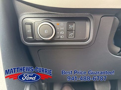 New 2026 Ford Explorer Platinum w/ LUX Leather Package AWD/4WD image 28