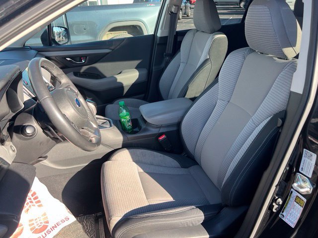 Used 2024 Subaru Outback Premium AWD/4WD image 19