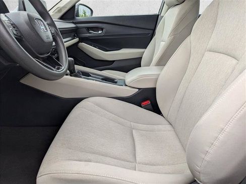 Used 2024 Honda Accord EX image 22