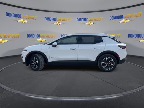 New 2026 Chevrolet Equinox EV LT image 8