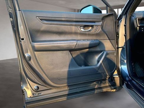 Certified 2025 Honda CR-V Sport-L image 19