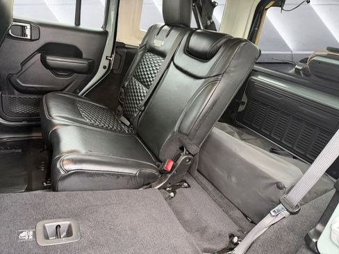 Certified 2023 Jeep Wrangler Sport S image 12