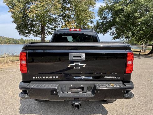 Used 2019 Chevrolet Silverado 2500 LTZ w/ Duramax Plus Package image 8