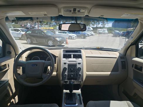 Used 2012 Ford Escape XLT FWD image 12
