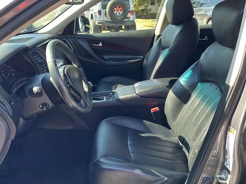 Used 2016 INFINITI QX50 AWD w/ Deluxe Touring Package image 10