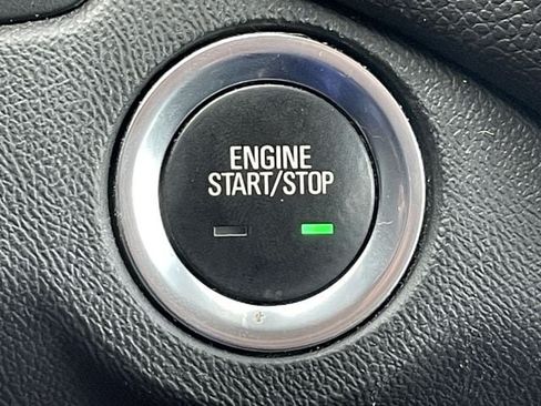 Used 2020 Chevrolet Equinox LT w/ Driver Convenience Package FWD image 23