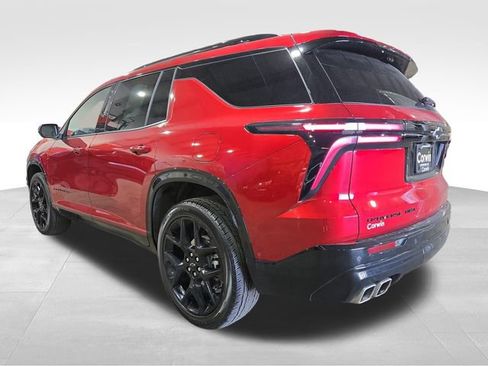Used 2024 Chevrolet Traverse RS AWD/4WD image 10
