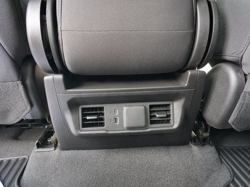 Certified 2024 Chevrolet Silverado 1500 LT AWD/4WD image 25