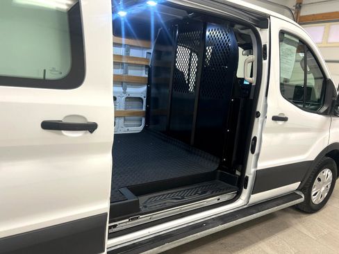 Used 2023 Ford Transit 250 Low Roof w/ Exterior Upgrade Package image 26