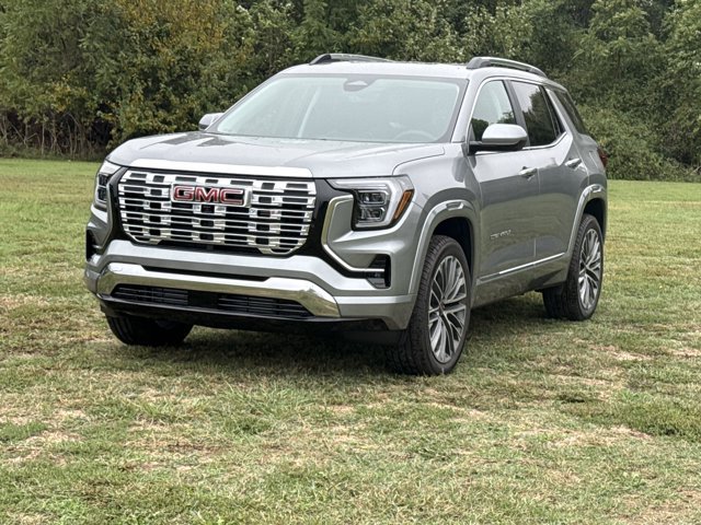 New 2027 GMC Terrain Denali w/ LPO, Black Badging Package AWD/4WD image 12
