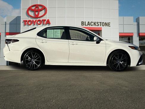 Certified 2024 Toyota Camry SE FWD image 2