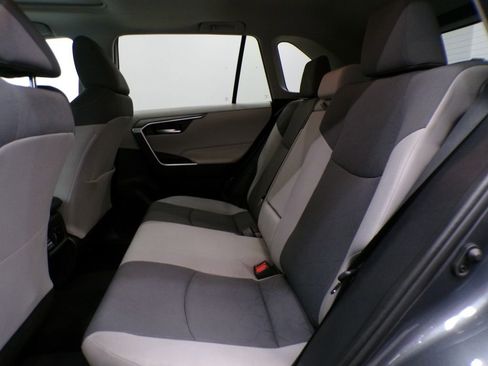 Used 2019 Toyota RAV4 XLE w/ Convenience Package AWD/4WD image 19