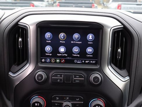 Used 2023 Chevrolet Silverado 3500 LTZ w/ LTZ Convenience Package image 11