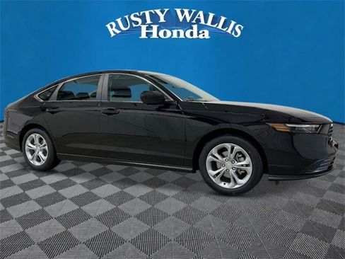 New 2025 Honda Accord LX image 2