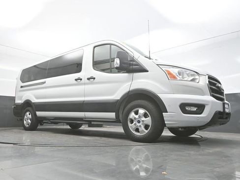 Used 2020 Ford Transit 350 XLT image 32