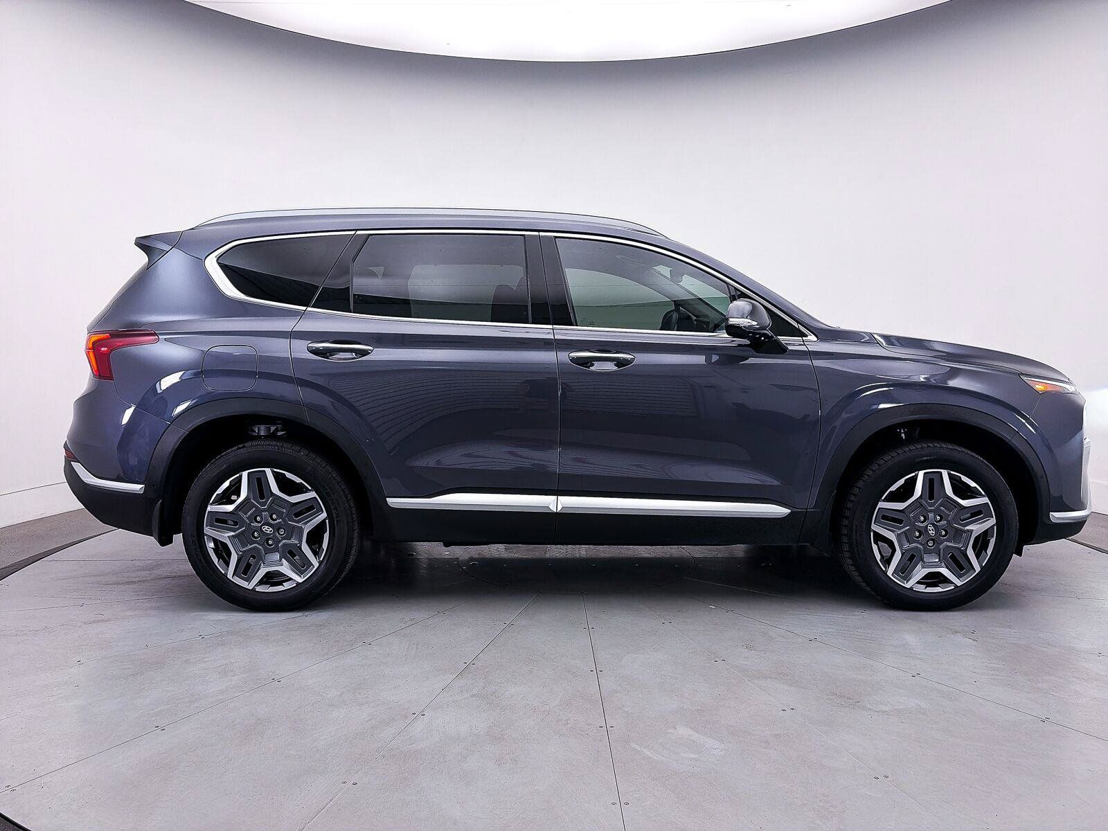 Used 2023 Hyundai Santa Fe Limited AWD/4WD image 42