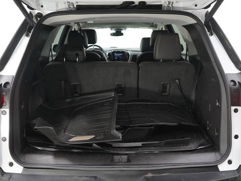 Used 2021 Chevrolet Traverse LT w/ LPO, Floor Liner Package AWD/4WD image 9