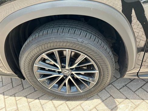 Used 2025 Lexus NX 250 FWD w/ Accessory Package (Z1) image 12