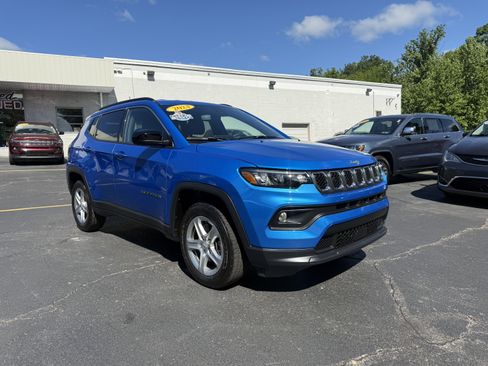 Certified 2023 Jeep Compass Latitude AWD/4WD image 22