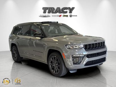 New 2027 Jeep Grand Cherokee L Summit w/ Obsidian Package