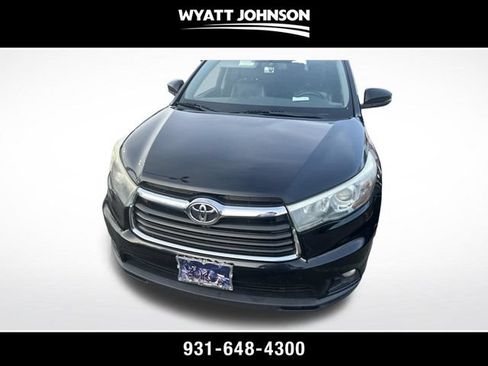 Used 2015 Toyota Highlander XLE AWD/4WD image 1