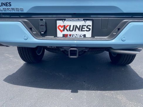 New 2025 Chevrolet Colorado LT w/ LT Convenience Package image 12