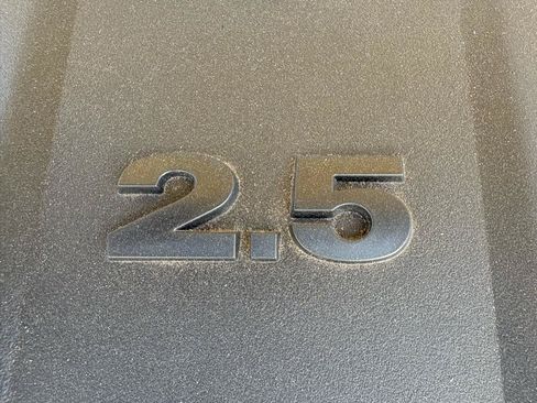 Used 2012 Volkswagen Beetle 2.5 FWD image 37