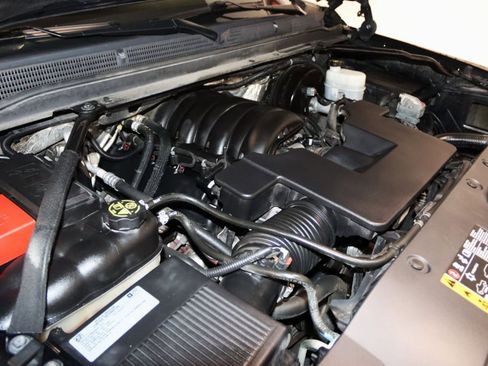 Used 2017 GMC Yukon Denali w/ Open Road Package image 86