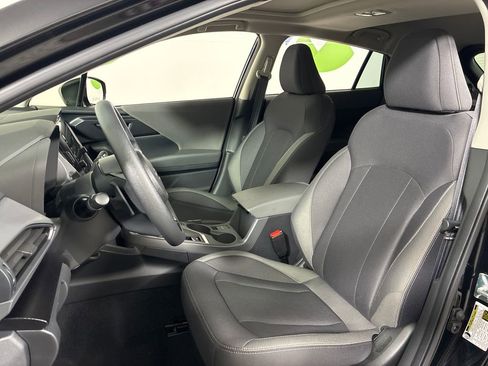 Certified 2025 Subaru Crosstrek 2.0i Premium image 27