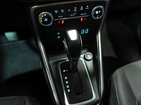 Used 2021 Ford EcoSport SE AWD/4WD image 17