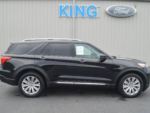 Certified 2024 Ford Explorer Limited w/ Limited Technology Package AWD/4WD image 5